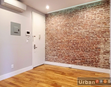 2144 Cortelyou Rd - Photo Thumbnail 6