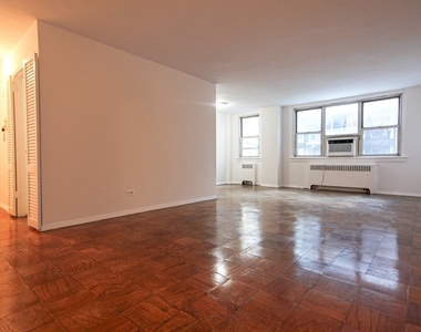 240 East 35th Street - Photo Thumbnail 0