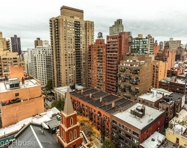 East 87th Street - Photo Thumbnail 6