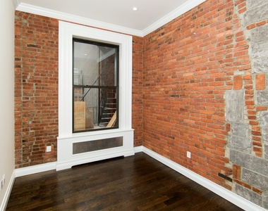 349 3rd Ave, New York, NY 10010 - Photo Thumbnail 3