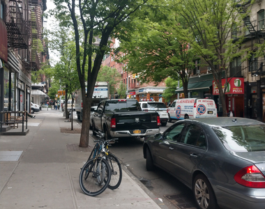 Bleecker Street - Photo Thumbnail 7