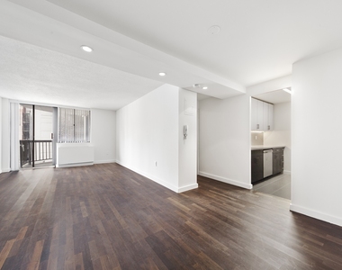 184 Lexington Avenue - Photo Thumbnail 0