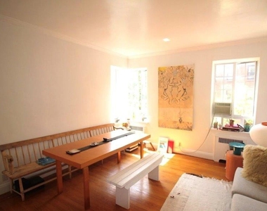 269 Henry St - Photo Thumbnail 1