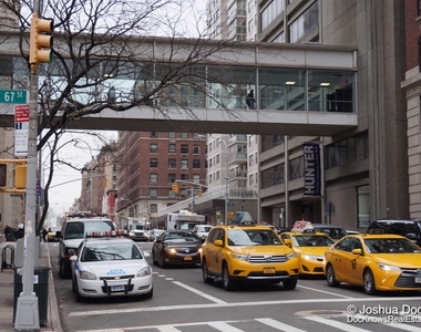 Upper East Side - Photo Thumbnail 0