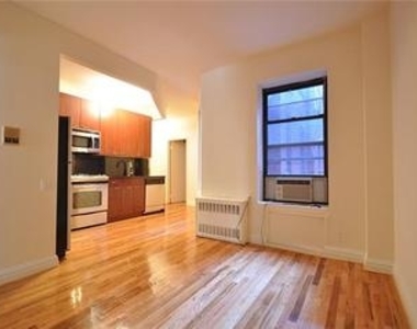 230 east 25th street  - Photo Thumbnail 3