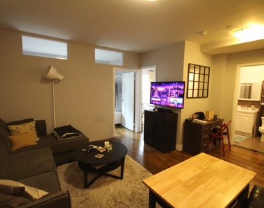 409 Broadway - Photo Thumbnail 4