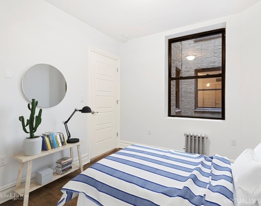 115 Greenpoint Avenue - Photo Thumbnail 5