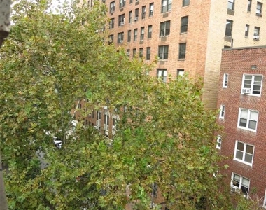 East 78th Street - Photo Thumbnail 5