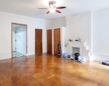  304 West 107 ST - Photo Thumbnail 1