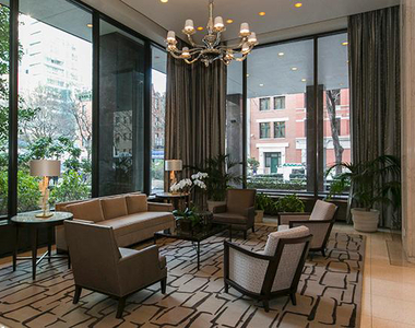 East 56th St at 2nd Ave (unfurnished) - Photo Thumbnail 5