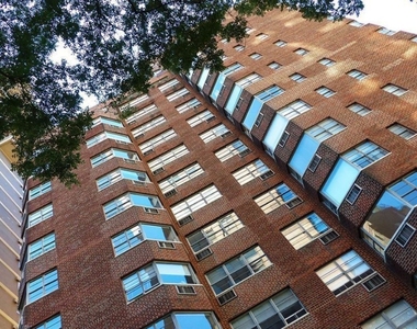 40 East 89th Street - Photo Thumbnail 5