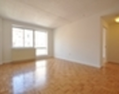 Large  Renovated 1 Bedroom in Hell's Kitchen Area - Photo Thumbnail 2