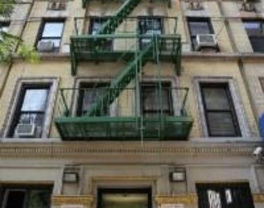 West 105th Street - Photo Thumbnail 7