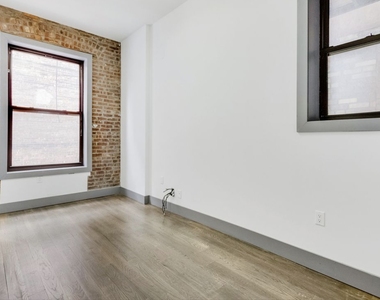 71 Stuyvesant Avenue - Photo Thumbnail 3