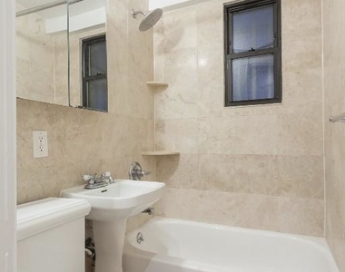 221 E 23rd - Photo Thumbnail 4