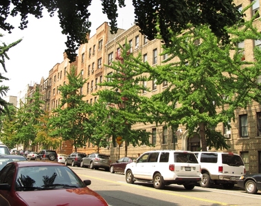 Broadway and West 212th Street - Photo Thumbnail 4