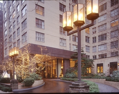 300 East 56 Street - Photo Thumbnail 8