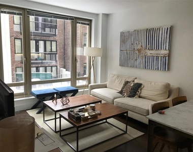 37 West 21st Street - Photo Thumbnail 0