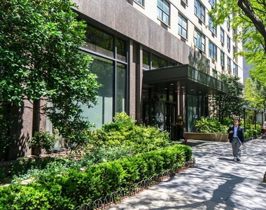 45 West 60th Street - Photo Thumbnail 8