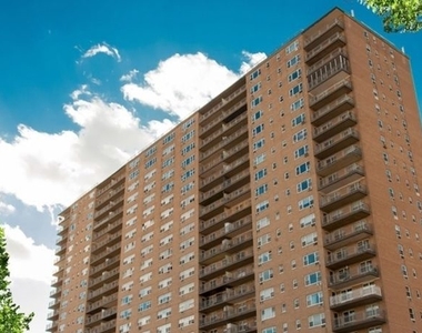 3000 Ocean Parkway - Photo Thumbnail 5