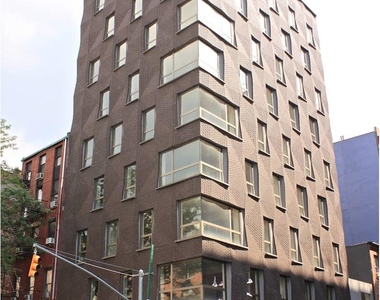 290 Mulberry St - Photo Thumbnail 8