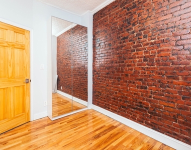 159 Newel St - Photo Thumbnail 2