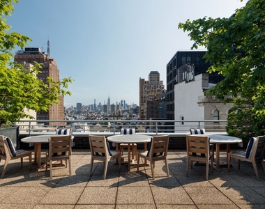 MURRAY ST-TRIBECA- AMAZING VIEWS  - Photo Thumbnail 5