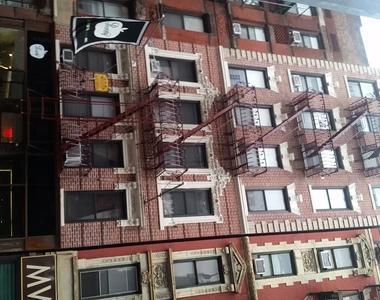 167 Mott Street - Photo Thumbnail 10