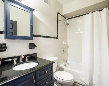 356 W 39th St #5, Unit 5, Room C, New York City, Ny, 10018 - Photo Thumbnail 9