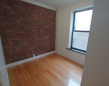 446 West 164th Street - Photo Thumbnail 6