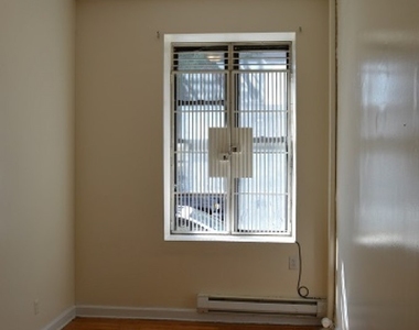 207 West 109th Street - Photo Thumbnail 8