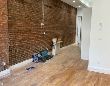 577 Vanderbilt Avenue - Photo Thumbnail 7