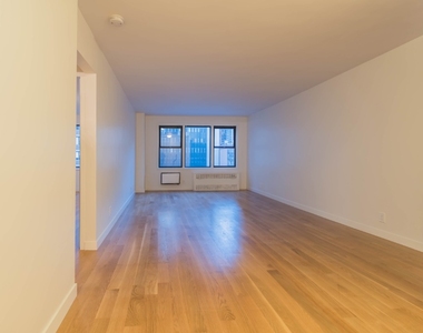 236 East 36th Street - Photo Thumbnail 1