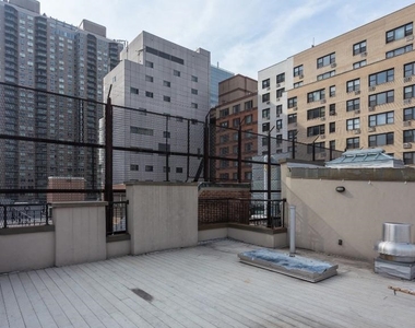 KIPS BAY unit with PRIVATE outdoor space! - Photo Thumbnail 0