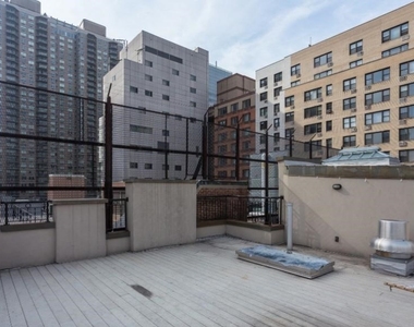 KIPS BAY unit with PRIVATE outdoor space! - Photo Thumbnail 1