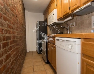 209a Wyckoff Street - Photo Thumbnail 4