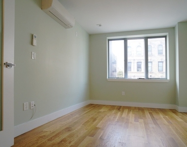 161 Havemeyer Street - Photo Thumbnail 5