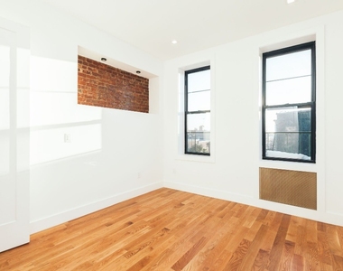 210 Wyckoff Ave - Photo Thumbnail 5