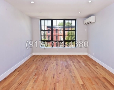 670 Halsey St - Photo Thumbnail 2