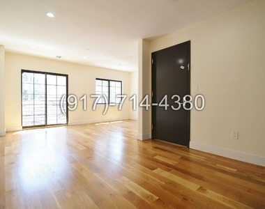 25 Fayette St - Photo Thumbnail 5