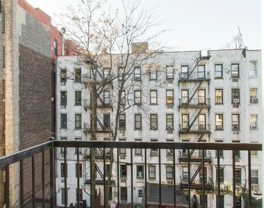 422 East 9th street - Photo Thumbnail 1