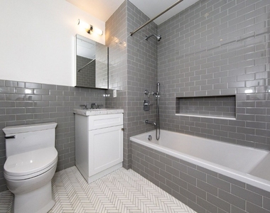 43 West 27th Street - Photo Thumbnail 6