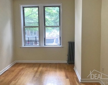 593 Flatbush Avenue - Photo Thumbnail 1