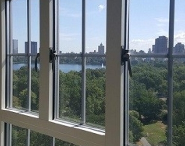  Central Park West - Photo Thumbnail 0