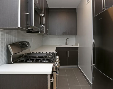 W 53rd St. - Photo Thumbnail 4