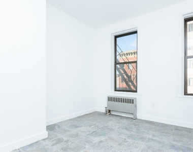 678  Grand Street - Photo Thumbnail 5