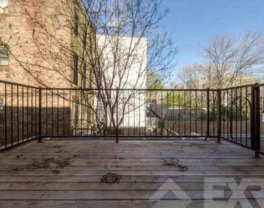 155 Tompkins Ave - Photo Thumbnail 7