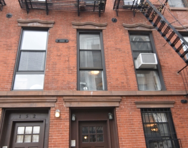 150 Degraw Street - Photo Thumbnail 4