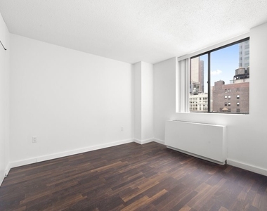 184 Lexington Avenue - Photo Thumbnail 4