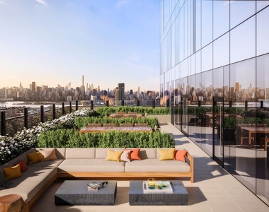28-30 Jackson Avenue - Photo Thumbnail 8